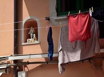 2018_06_17_Cinque-Terre_Riomaggiore_012_D750--24-105__CNX-D