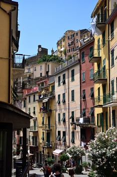 2018_06_17_Cinque-Terre_Riomaggiore_014_D750--24-105__CNX-D