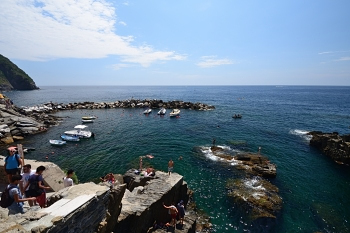 2018_06_17_Cinque-Terre_Riomaggiore_022_D610--10-24__CNX-D