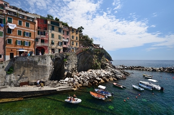 2018_06_17_Cinque-Terre_Riomaggiore_023_D610--10-24__CNX-D