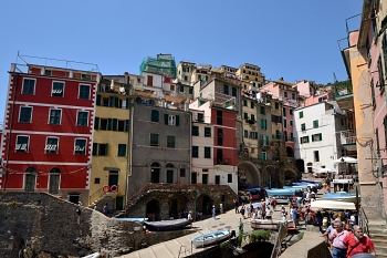 2018_06_17_Cinque-Terre_Riomaggiore_030_D610--10-24__CNX-D