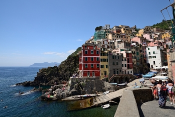 2018_06_17_Cinque-Terre_Riomaggiore_031_D610--10-24__CNX-D