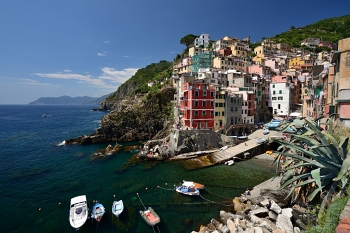 2018_06_17_Cinque-Terre_Riomaggiore_034_D610--10-24__CNX-D