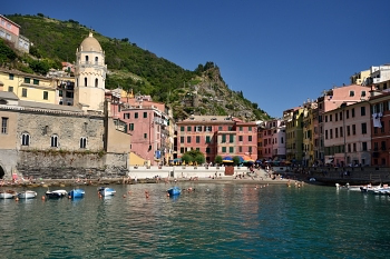 2018_06_17_Cinque-Terre_Vernazza_009_D610--10-24__CNX-D