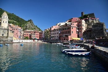 2018_06_17_Cinque-Terre_Vernazza_012_D750--24-105__CNX-D