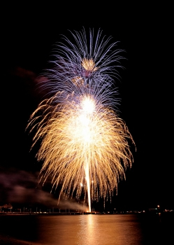 2009_07_14_Feu_Artifice_Arcachon_014_N__CNX-D