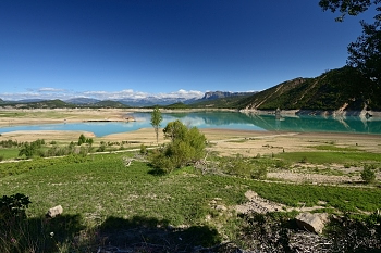 2017_08_10_Espagne__Barrage_du_lac_de_Mediano_007_D610--10-24__CNX-D