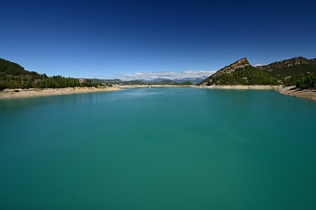 2017_08_10_Espagne__Barrage_du_lac_de_Mediano_024_D610--10-24__CNX-D