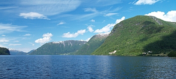 2008_06_14_Hellesylt_A_Geiranger_087_N_R_50__CNX-D