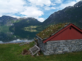 2008_06_14_Hellesylt_A_Geiranger_135_N_50__CNX-D