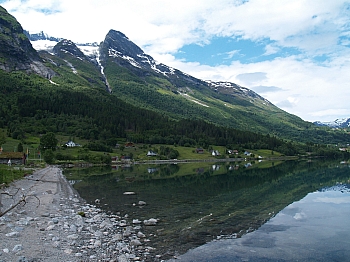 2008_06_14_Hellesylt_A_Geiranger_163_N_50__CNX-D