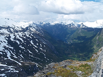 2008_06_14_Hellesylt_A_Geiranger_205_N_70__CNX-D