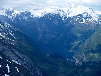 2008_06_14_Hellesylt_A_Geiranger_208_N_E__CNX-D