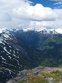 2008_06_14_Hellesylt_A_Geiranger_211_N_70__CNX-D