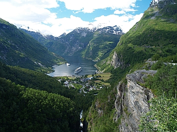 2008_06_14_Hellesylt_A_Geiranger_302_N_50__CNX-D