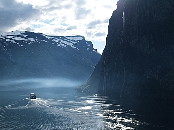 2008_06_14_Hellesylt_A_Geiranger_494_N_70__CNX-D