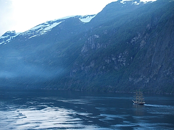 2008_06_14_Hellesylt_A_Geiranger_540_N_70__CNX-D