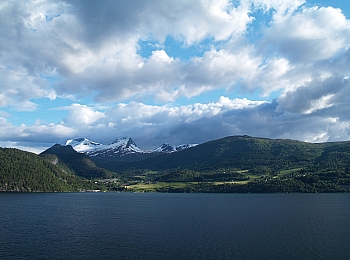 2008_06_14_Hellesylt_A_Geiranger_598_N_O_70__CNX-D