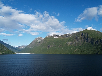 2008_06_14_Hellesylt_A_Geiranger_641_N_50__CNX-D