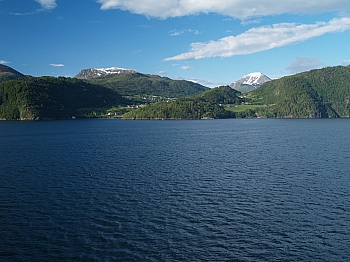 2008_06_14_Hellesylt_A_Geiranger_675_N_70__CNX-D