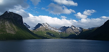 2008_06_20_Andalsnes_207_N_RRRR_50__CNX-D