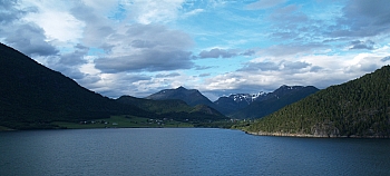 2008_06_20_Andalsnes_238_N_O_RRRRR_50__CNX-D