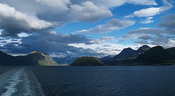 2008_06_20_Andalsnes_296_N_O_RRR_50__CNX-D