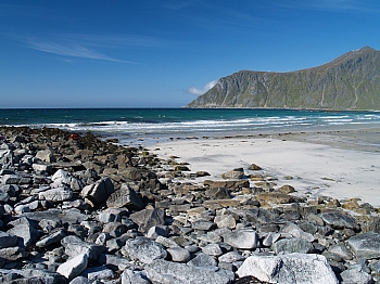 2008_06_16_B_Gravdal_(Iles_Lofoten)_610_N_70__CNX-D