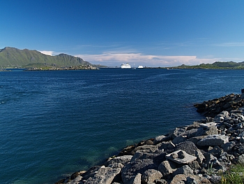 2008_06_16_B_Gravdal_(Iles_Lofoten)_666_N_O_70__CNX-D