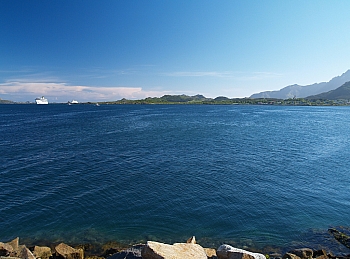 2008_06_16_B_Gravdal_(Iles_Lofoten)_670_N_O_70__CNX-D