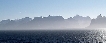 2008_06_16_B_Gravdal_(Iles_Lofoten)_800_N_E_p38_m23_m33_S80_RRRR__CNX-D