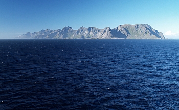 2008_06_16_B_Gravdal_(Iles_Lofoten)_880_N_O_E_p0_m40_p0_S90_R_70__CNX-D