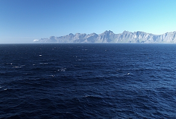 2008_06_16_B_Gravdal_(Iles_Lofoten)_886_N_E_p30_m30_p0_S80_R_70__CNX-D